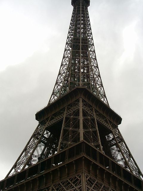 eiffel2.jpg