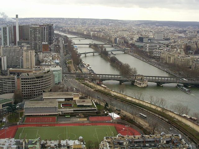 eiffel42.jpg