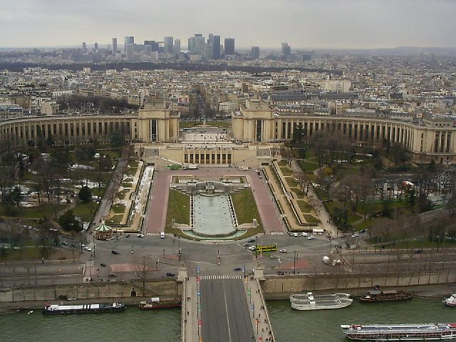 eiffel44.jpg